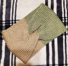 Load image into Gallery viewer, Crochet Ear warmers